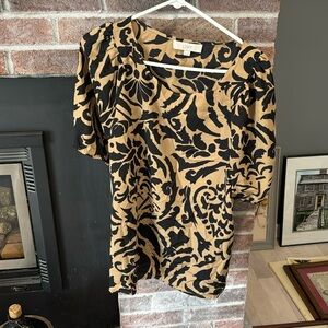 Loft large work top black and tan